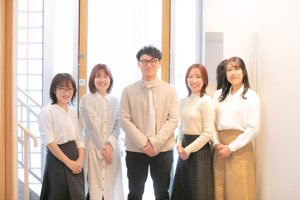 美容師手荒れ改善 滋賀県 長浜市 彦根 米原 美容師 転職 パート ママさん 女性美容師 子育て 育児休暇 求人 人気 口コミ トップクラス 高待遇 高給料 MISONO みその 美容院 手荒れ 改善 治る Badens取り扱い
